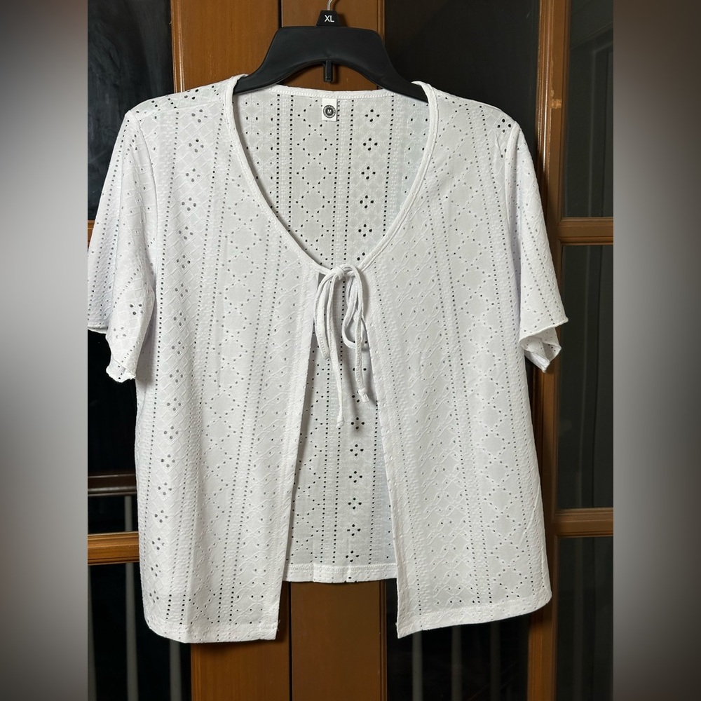 LIKE NEW Elegant White Eyelet Blouse with Tie-Front
